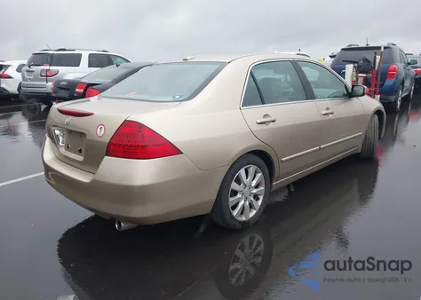 2006 Honda Accord 3.0 Ex из США, поврежденный, VIN 1HGCM66506A067421